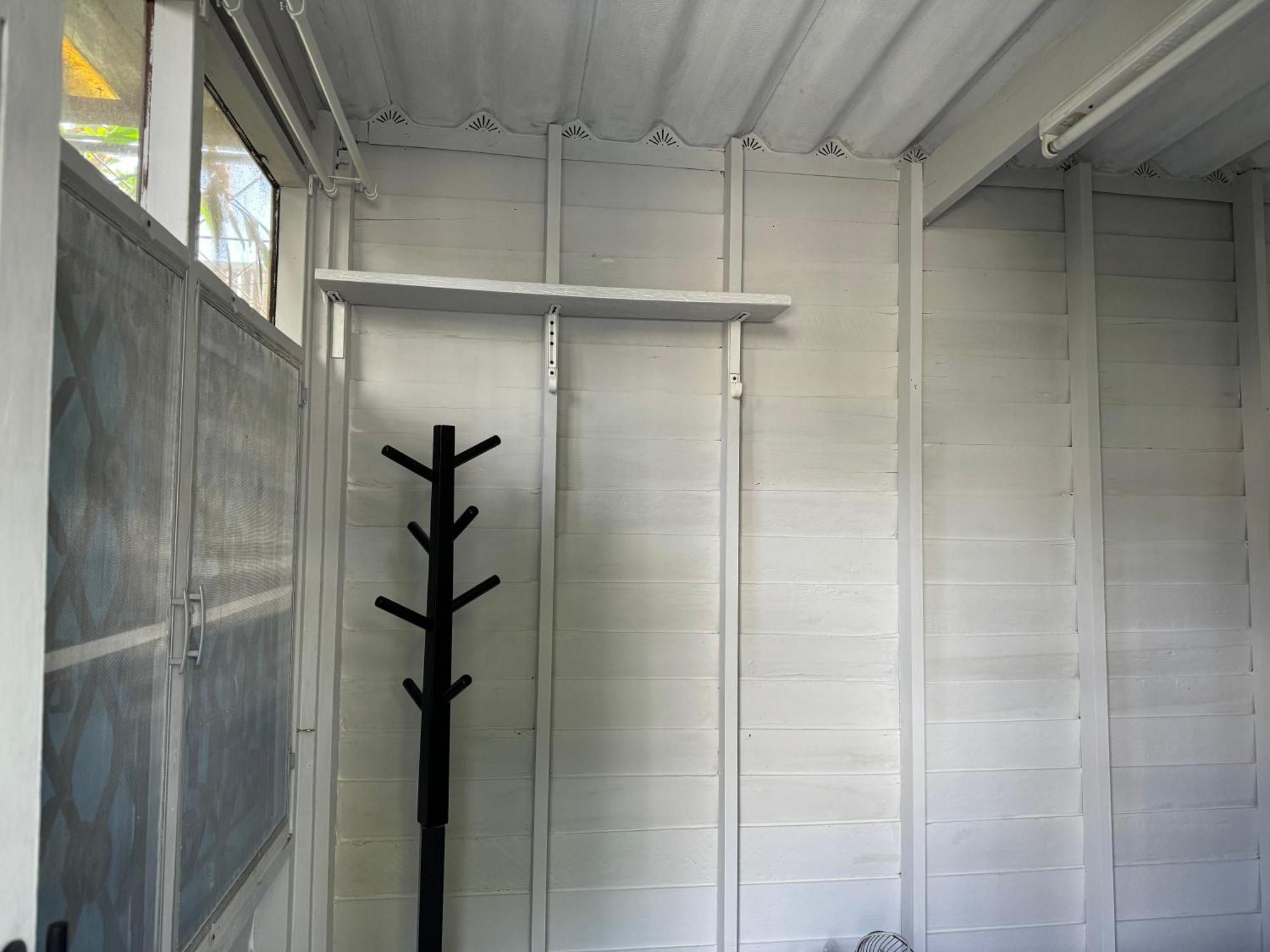 Many Trees Apartment Банкок Екстериор снимка